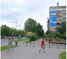 Novi Sad - Fasadna reklama  - Bulevar oslobođenja, iznad Vremeplova