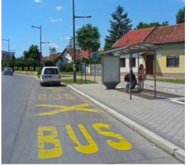 Novi Sad - Autobuska stajališta  -  Bulevar patrijarha Pavla, posle kružnog toka, ka Novom naselju
