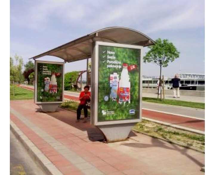 Novi Sad - Autobuska stajališta - Beogradski kej, preko puta Kapetanije